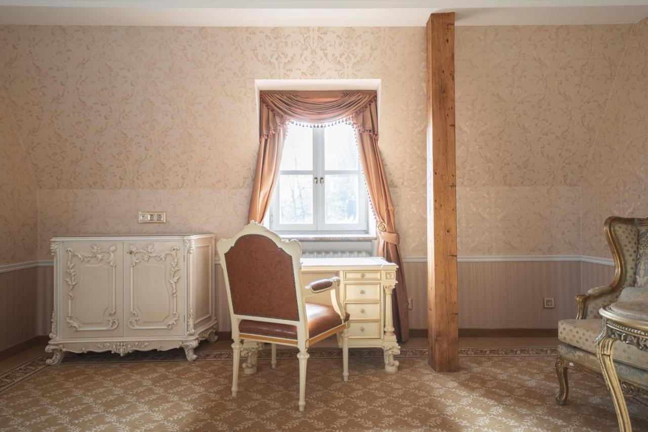 Robenstein Hotel & Spa - Villa ツヴィーゼル エクステリア 写真