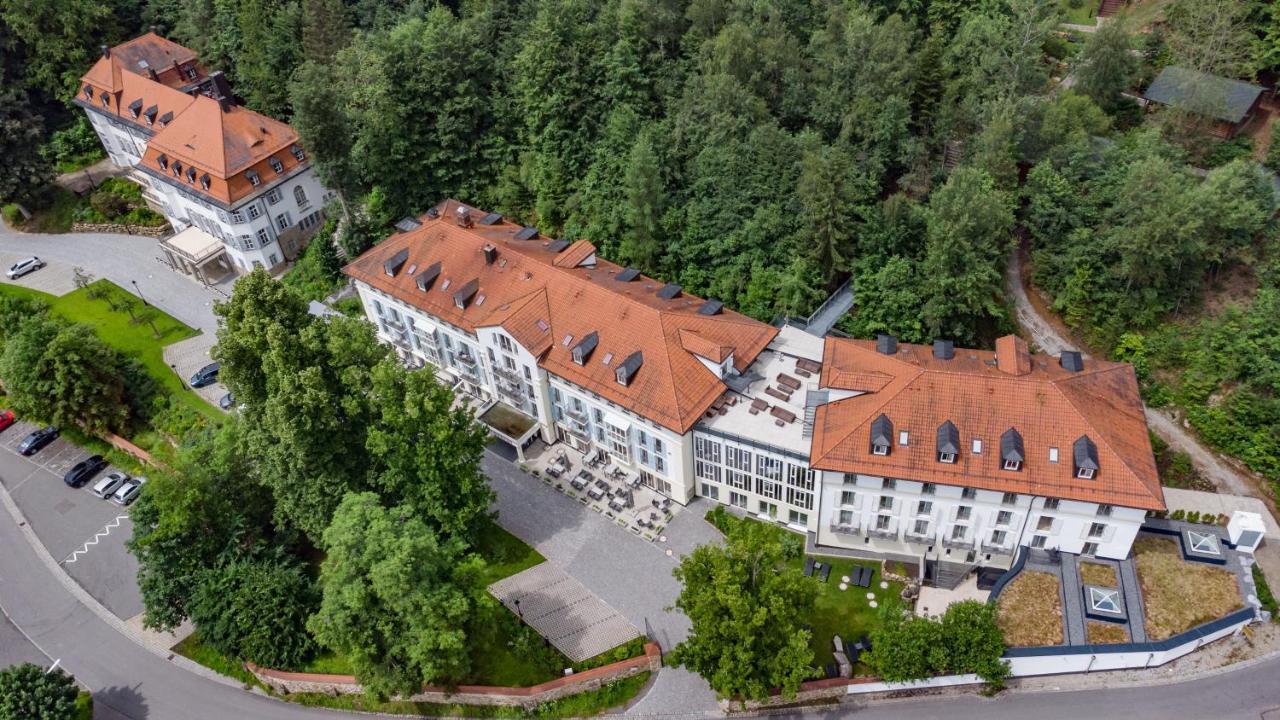 Robenstein Hotel & Spa - Villa ツヴィーゼル エクステリア 写真